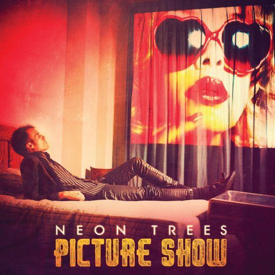 Chronique CD : Neon Trees - Picture Show - Nous l’attendions avec impatience , le nouvel album de Neon Trees est enfin disponible outre Atlantique. On peut donc remercier l’import car l’album est introuvable, on espère bientôt une sortie en France !