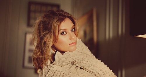 Ella Henderson1